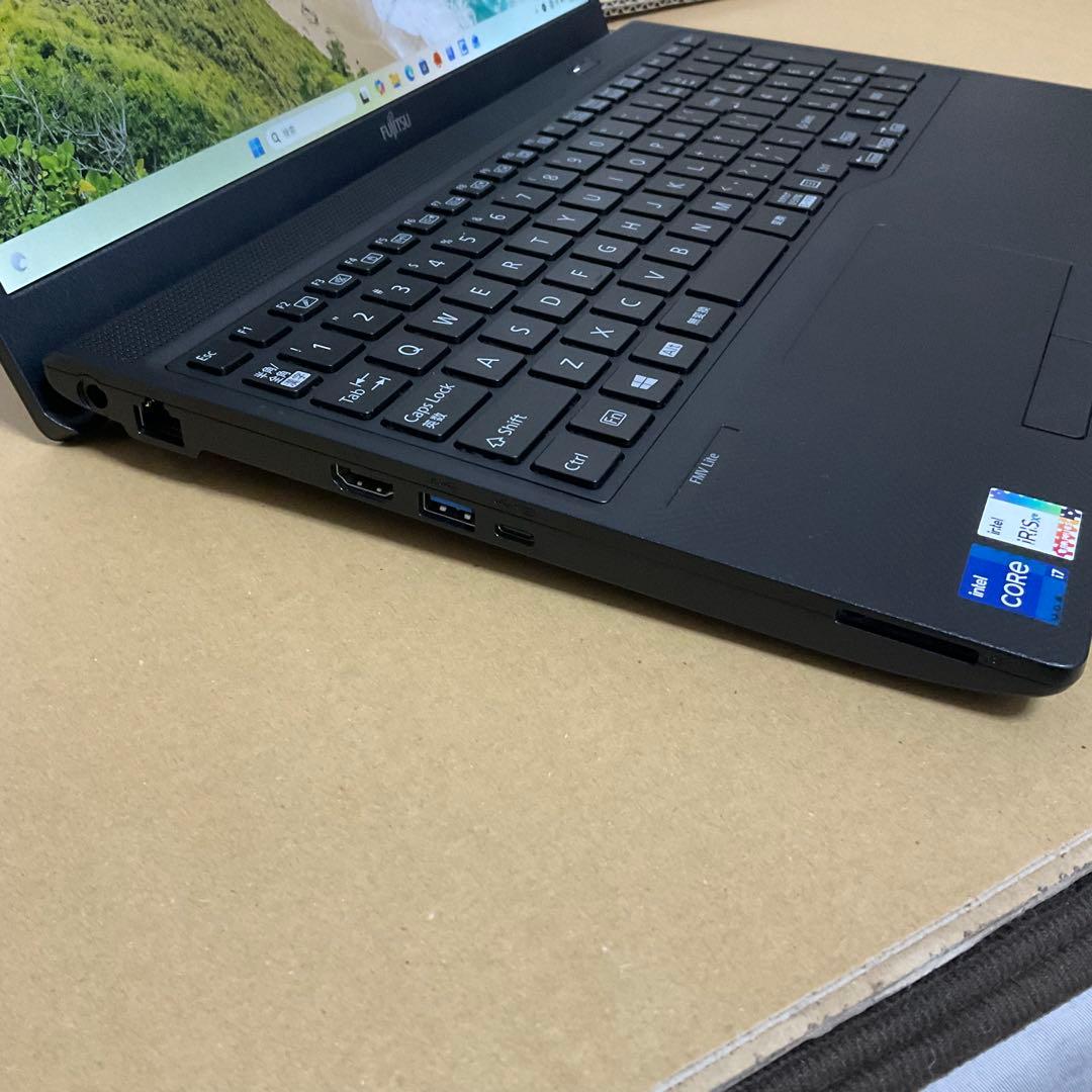 富士通 FMV Lite WA1/H1 (FMVWH1A171)