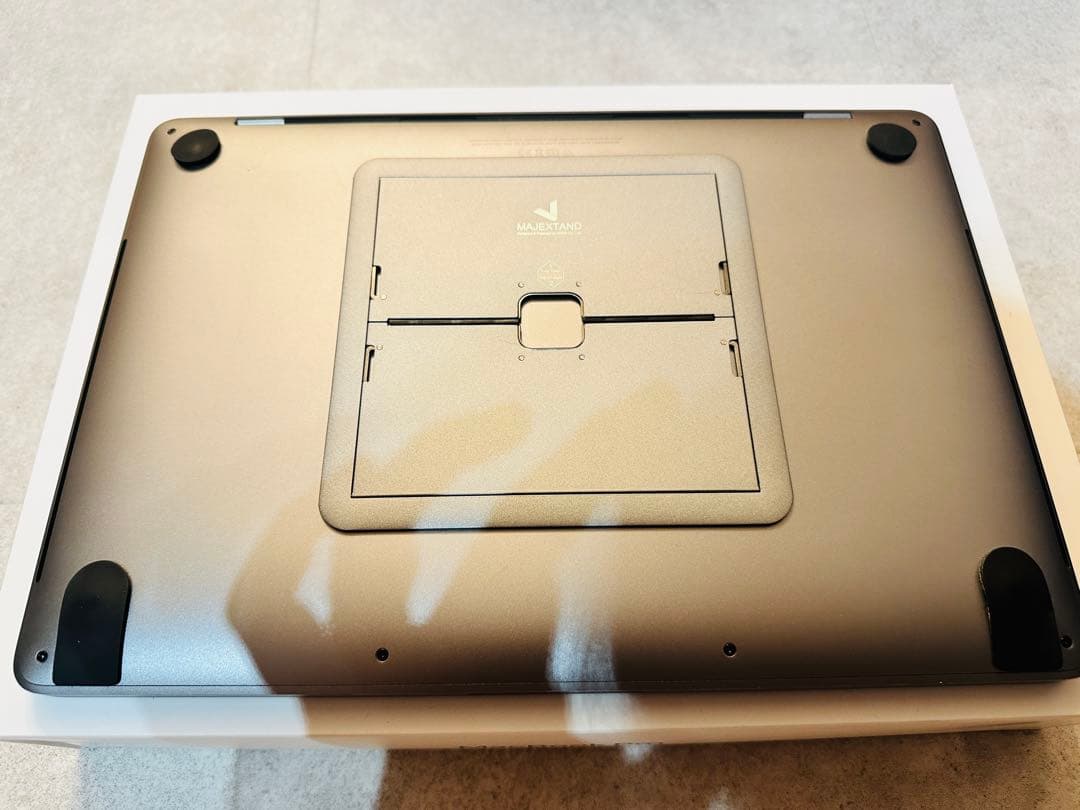 カ*ヤ様 Apple MacBook Pro 13 i7 32GB 1TB US