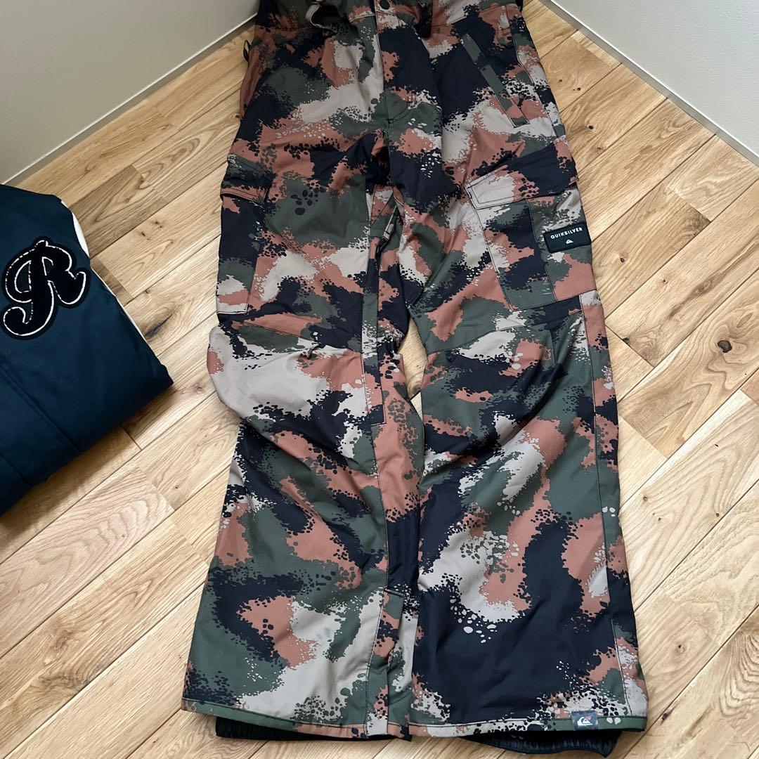 スキーウェア 一式セット（男性用） ヘルメット・グローブ・ゴーグル付き