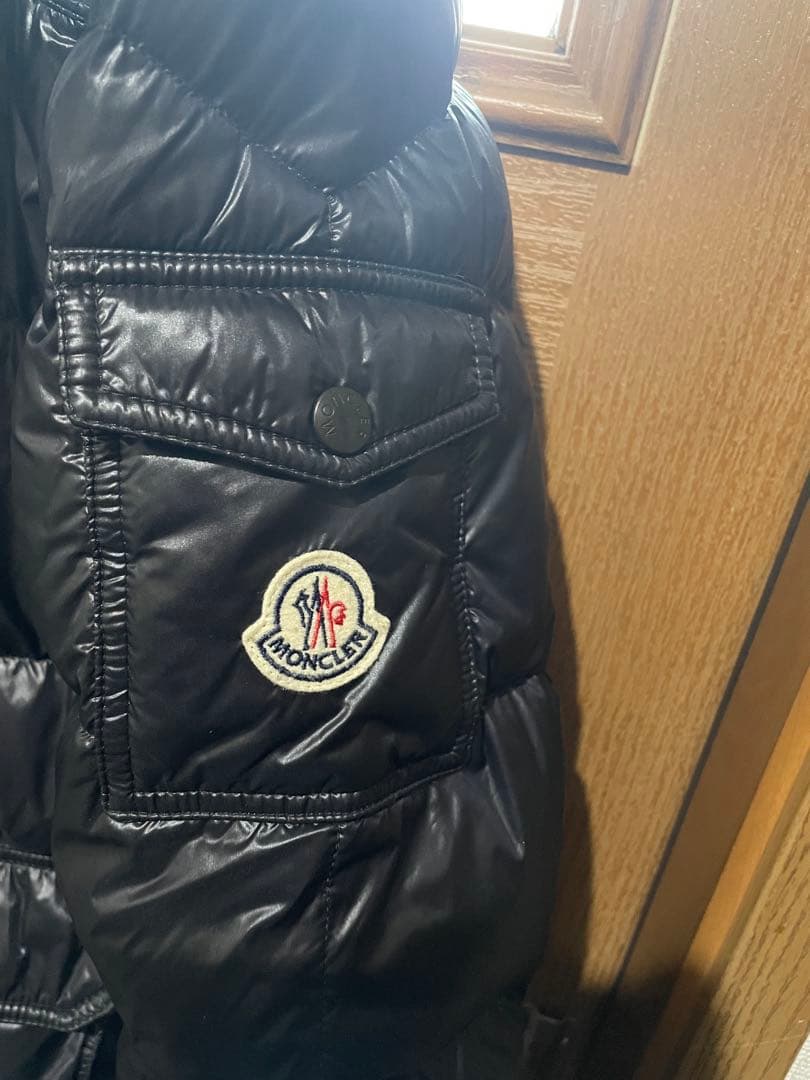 【美品】モンクレール　ヒューベル　サイズ3 ブラック
