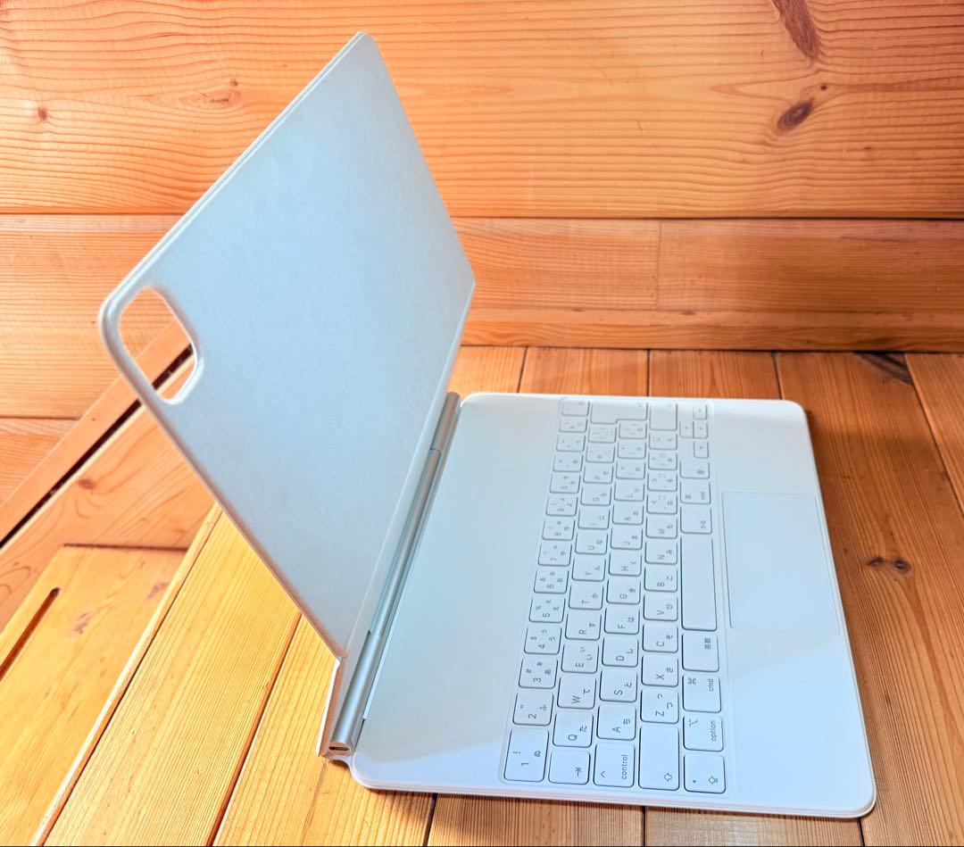 Apple純正Magic Keyboard ＋PITAKA MagSafe