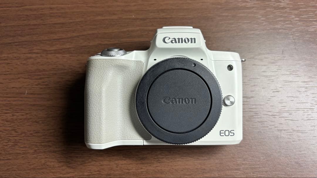 Canon EOS Kiss M2 ホワイト