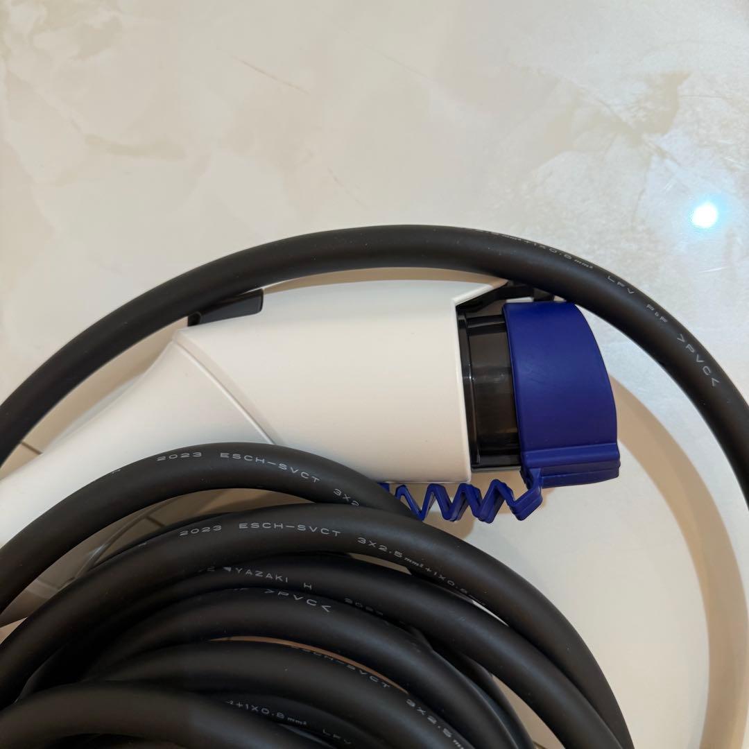 Nissan EV充電ケーブル 日産サクラ　6WX0A