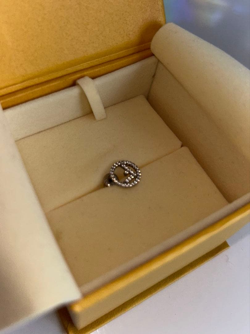 ゆうか FENDI フェンディ　ピアス　片耳　箱付き