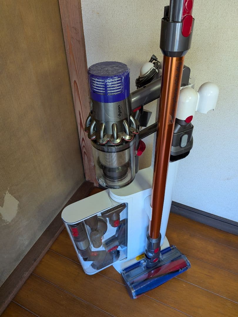 093A　63分 ダイソン　コードレス　掃除機　SV12　フロアドック　動作保証