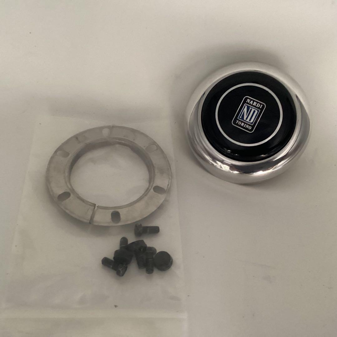 【お年玉価格】NARDI ナルディサイドスポーク (アニバーサリー70ボタン付き