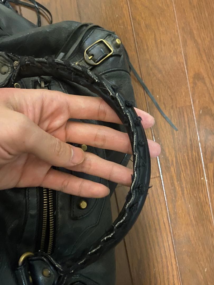 バッグ balenciaga city