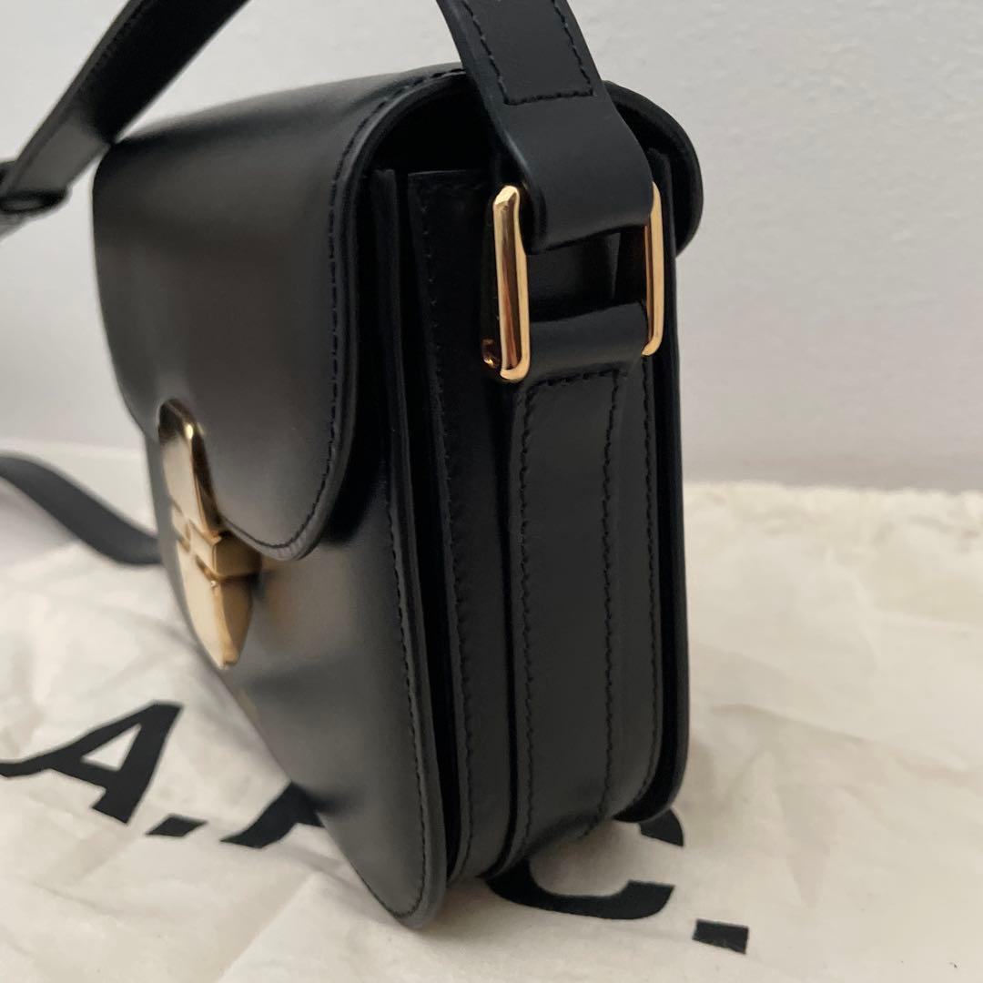 A.P.C. アーペーセー GRACE ショルダーバッグ　MINI