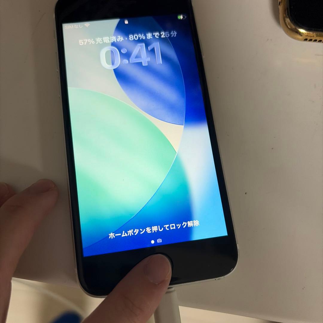 yasiyi9025　iPhone se2 128gb ホワイト