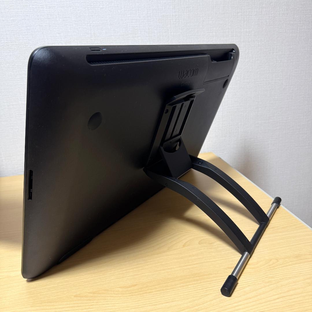 【中古・美品】Wacom Cintiq 22 FHD DTK2260K1D