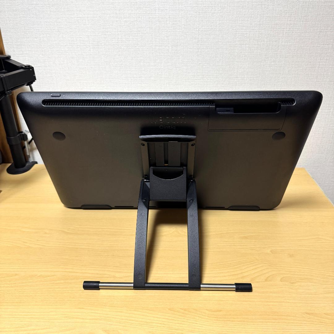 【中古・美品】Wacom Cintiq 22 FHD DTK2260K1D