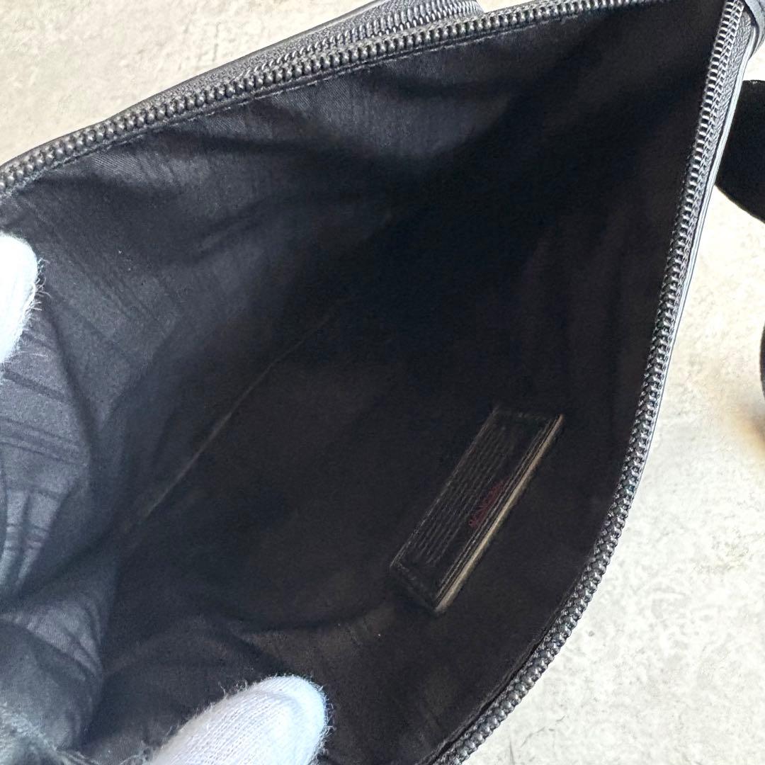 【reoncoco様】TUMI レザー ショルダーバッグ クロスボディ