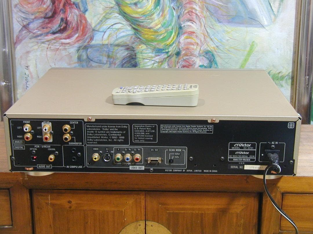 ★Victor　XV-D721 DVDオーディオプレーヤーです。ビクター