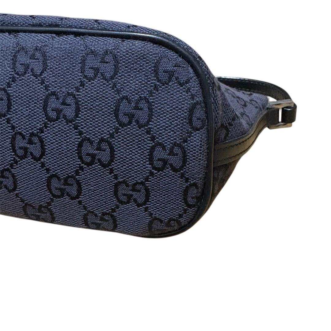 ハンドバッグ美品 GUCCI グッチGGキャンバス アクセサリーポーチ 2123