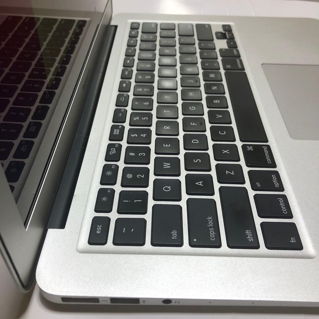 中古　MacBook Air 動作良好　2013