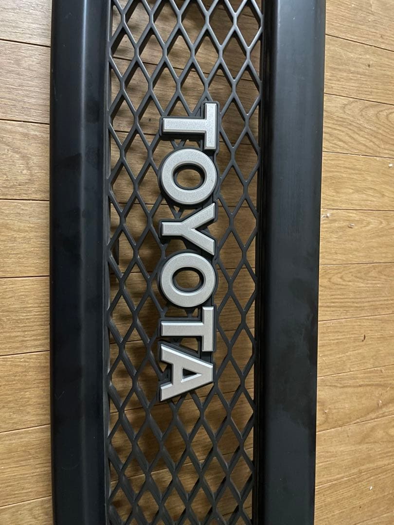 USトヨタ純正 FJクルーザー フロントグリル