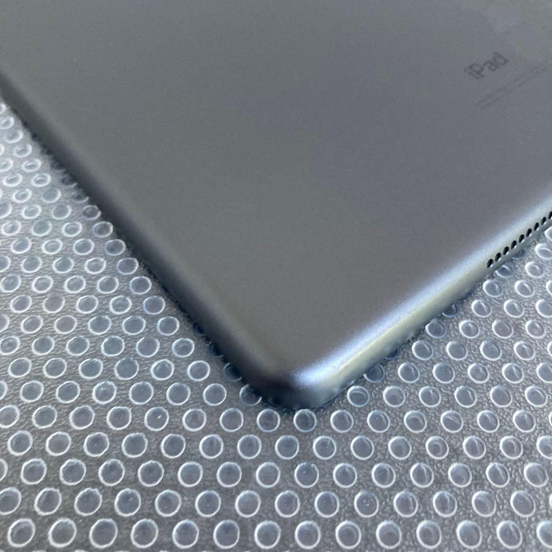 3241【早い者勝ち】iPad7 第7世代 32GB WIFIモデル☆