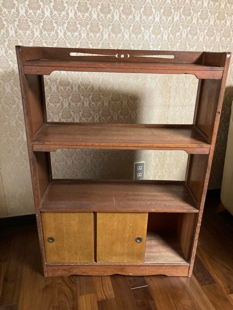 送料込【昭和レトロ アンティーク】本棚 ブックシェルフ 透かし彫り