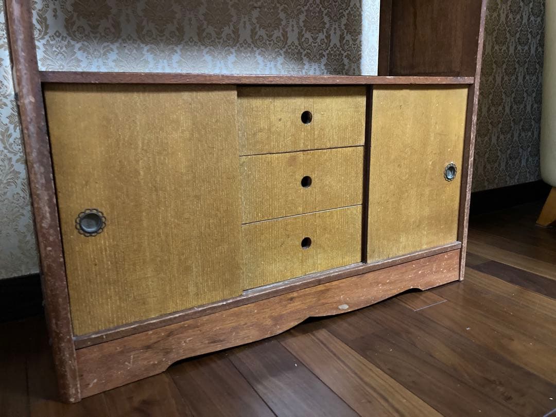 送料込【昭和レトロ アンティーク】本棚 ブックシェルフ 透かし彫り