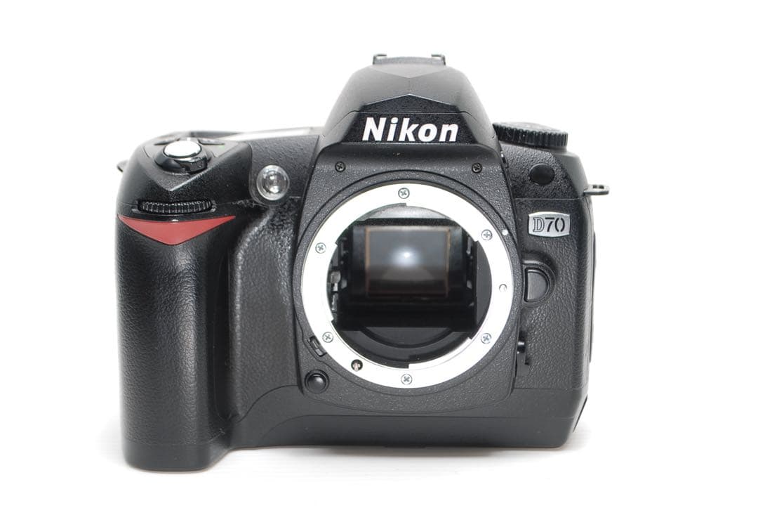⭐︎Nikon D70⭐︎ダブルレンズセット 汎用性抜群 良品 お手軽一眼レフ