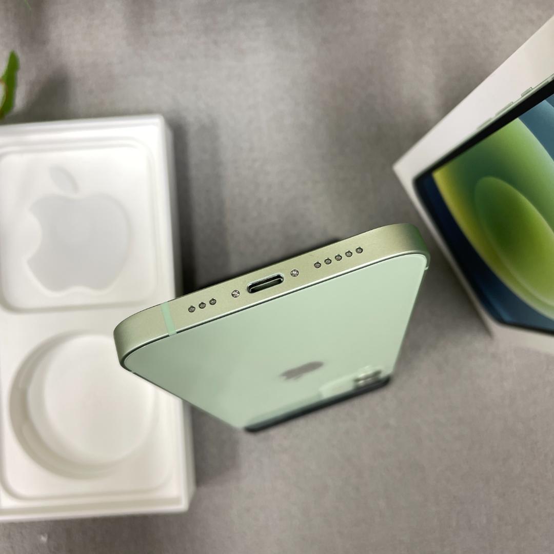 新品同様 iPhone 12 64GB グリーン 国内版 SIMフリー 送料無料