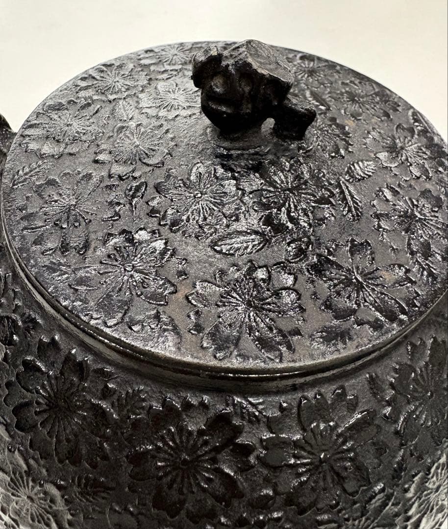 三巌堂　南部鉄器　鉄瓶