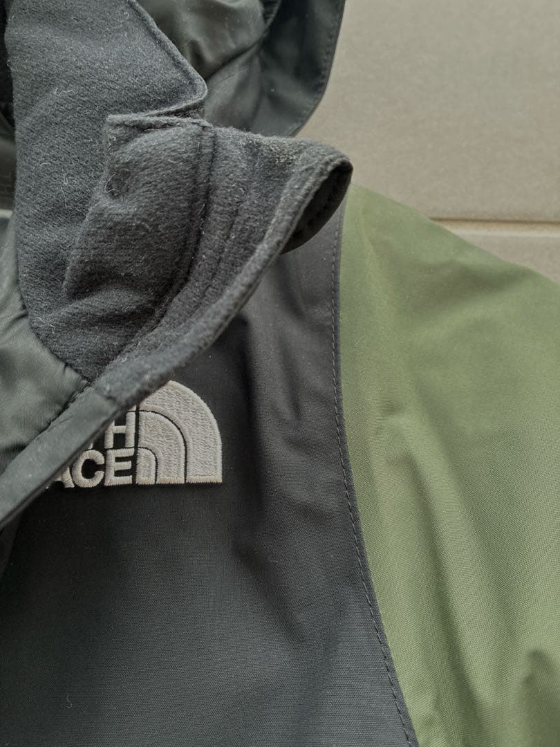 ノースフェイス　キッズ　スキーウェア　スノーウエア カバーオール