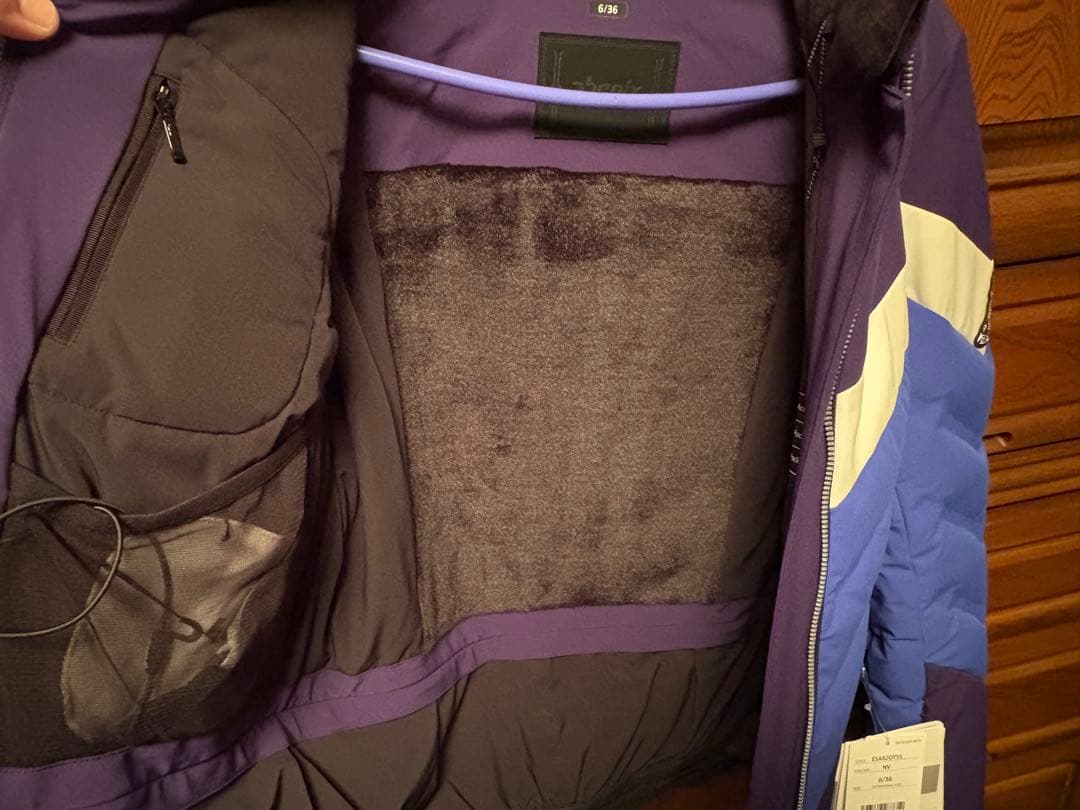 phenixスキーウェア 6/36 ネイビー　上下セット　値下げしました