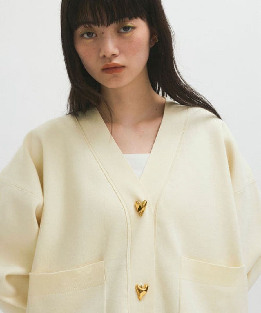 ADAM ET ROPÉ FEMME ハートボタンミドルカーディガン