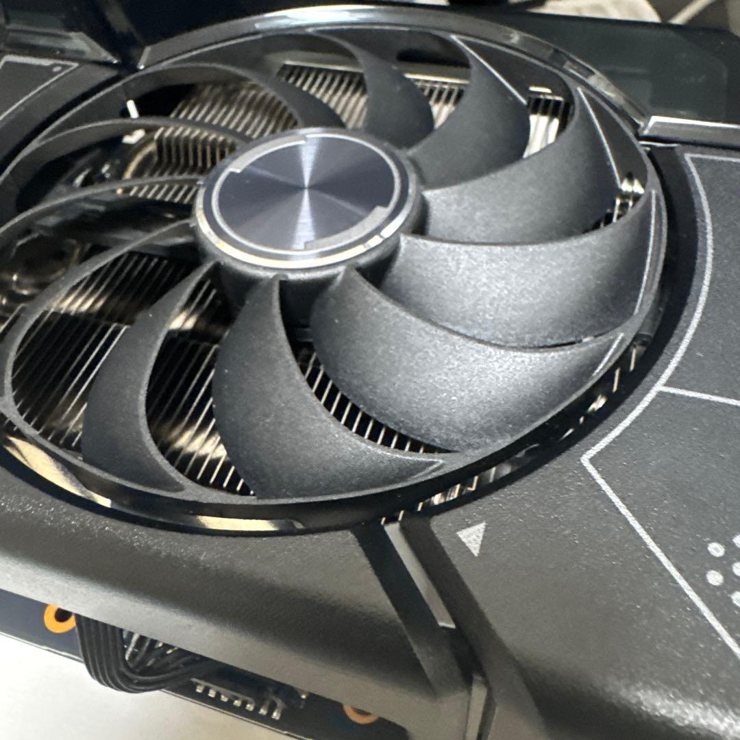 グラフィックボード・グラボ・ビデオカード ASUS GeForce RTX4070 Dual OC 12GB