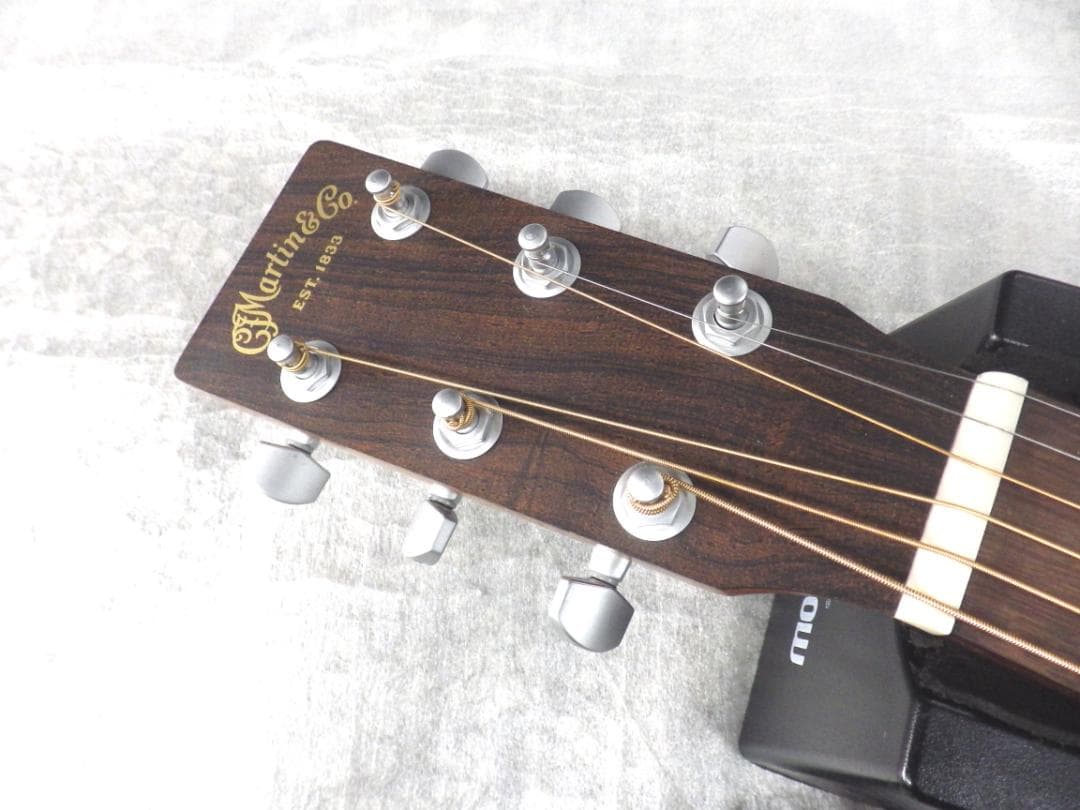 Martin マーチン　エレアコギター 000-X2E BRAZ