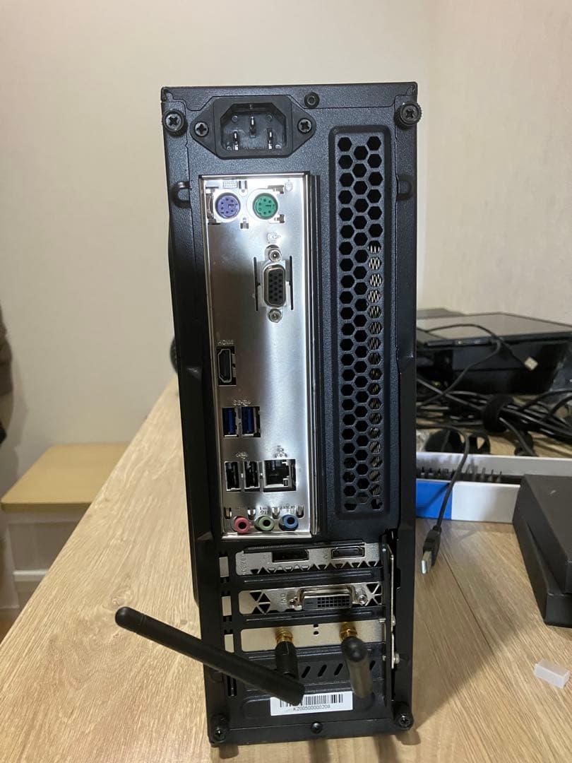 自作スリム　i9 9900 GTX1650 Wi-Fi　Win11 ゲーミング