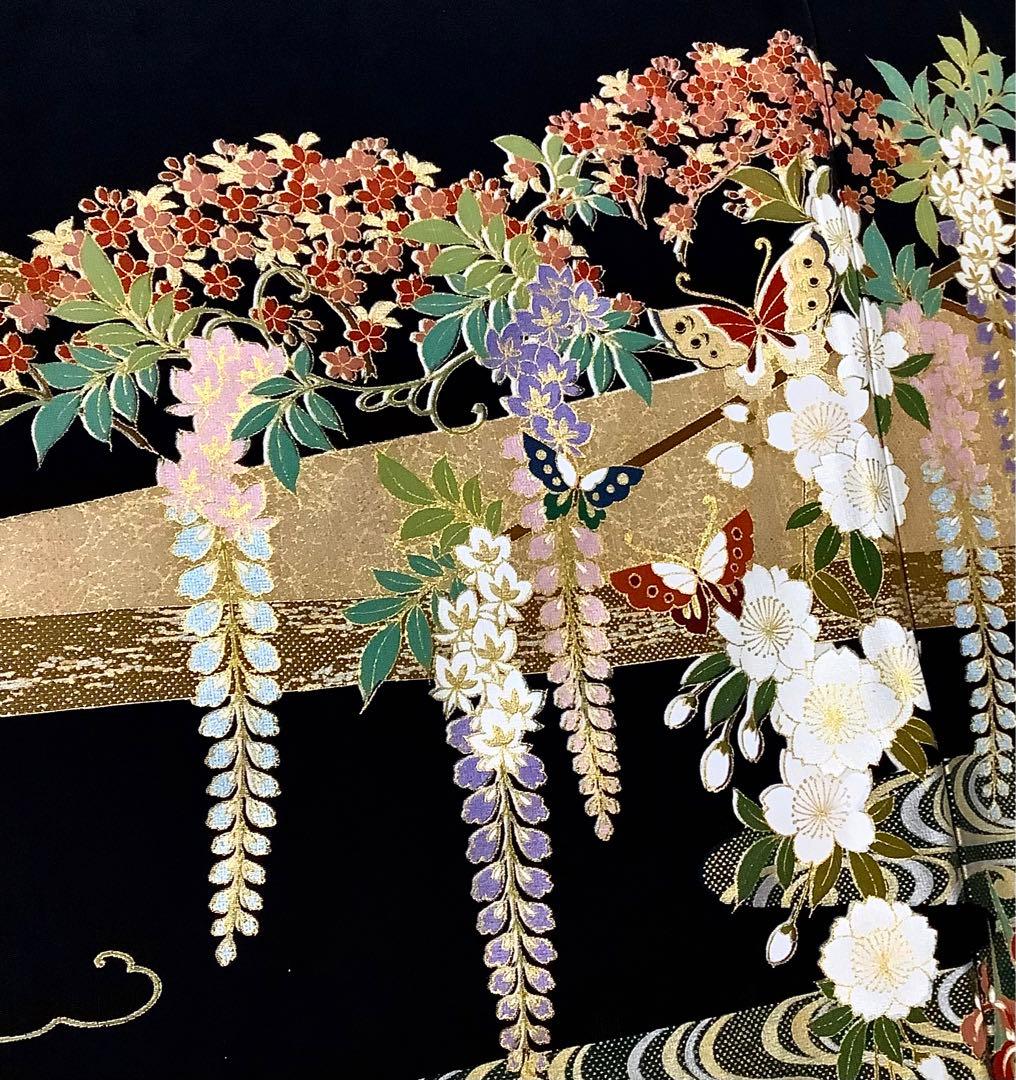 正絹黒留袖　駒刺繍　風景花蝶文　金彩　⑧(訪問着、紬、袋帯なども出品)