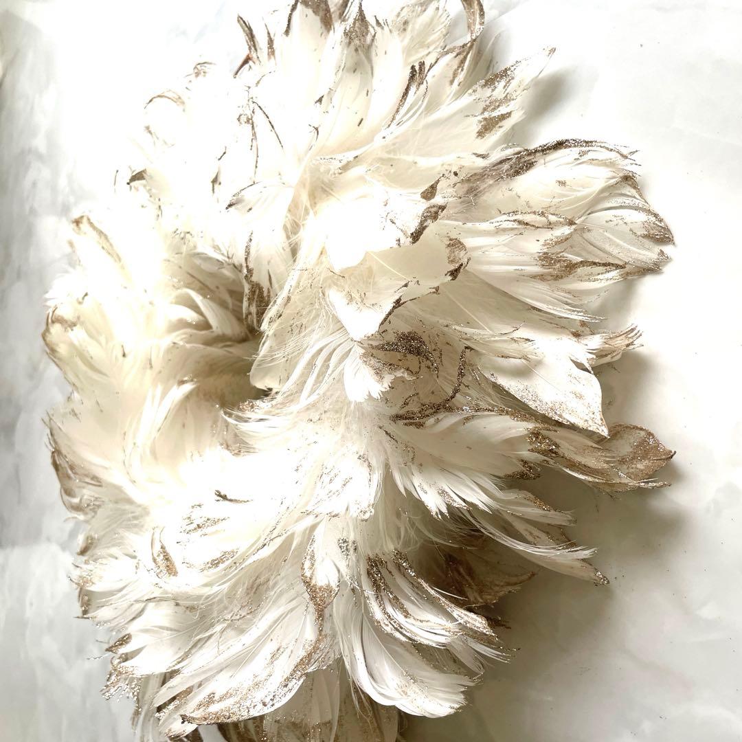 新品ZARA フェザーリース白　ゴールドラメホワイトクリスマスインテリア