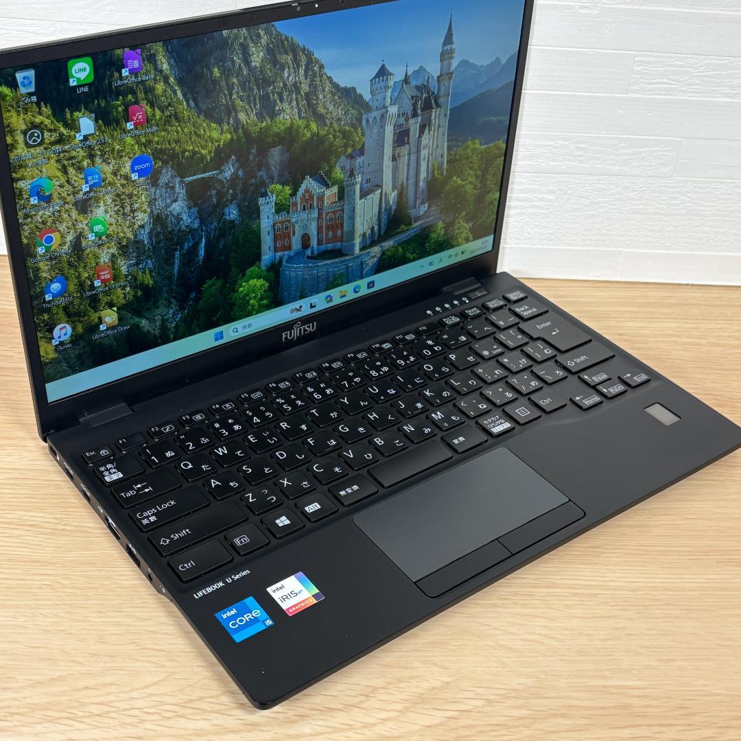 富士通　11世代i5　ノートパソコン　Windows11　SSD　オフィス　07