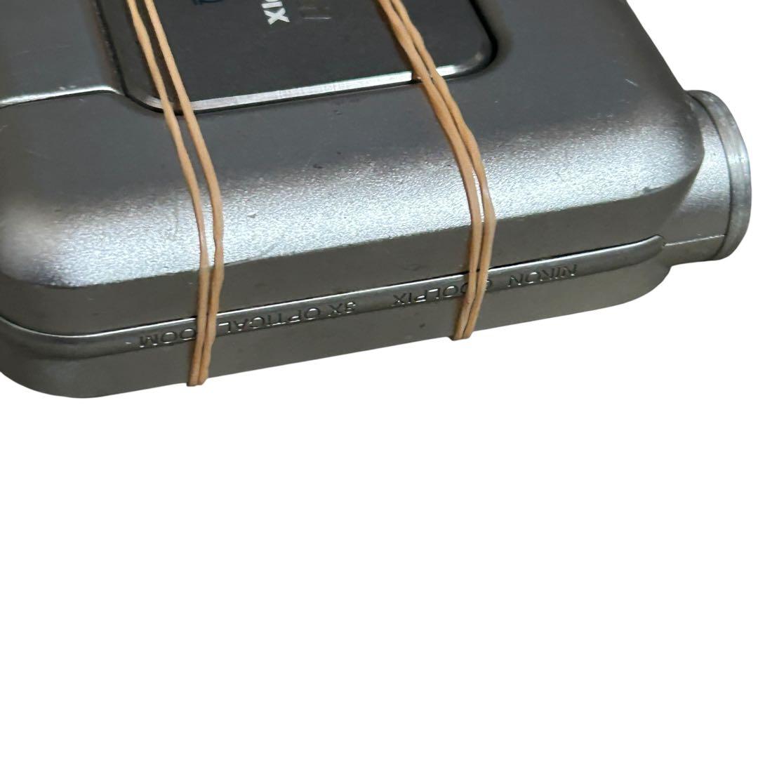 稼働品 人気のオールドコンデジ　Nikon COOLPIX SQ 希少な充電器付