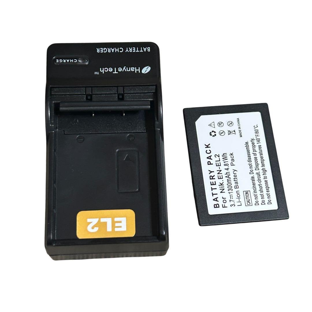 稼働品 人気のオールドコンデジ　Nikon COOLPIX SQ 希少な充電器付