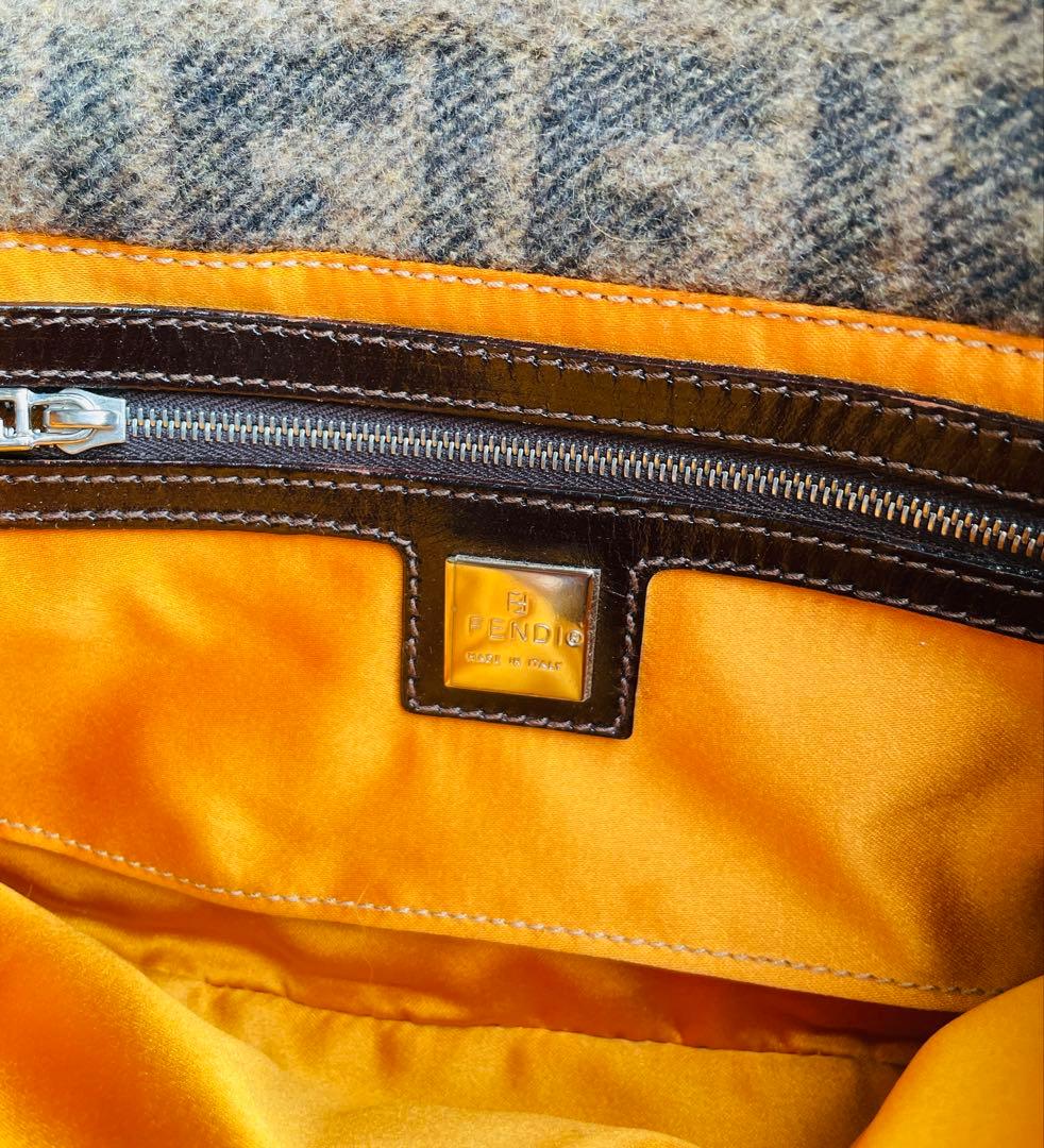 【FENDI】フェンディ マンマバケット ズッカ柄 セミショルダーバッグ