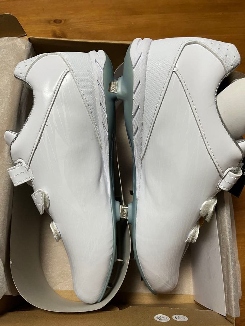 ZETT ゼット スパイク 金属 27白 ウイニングロード 野球