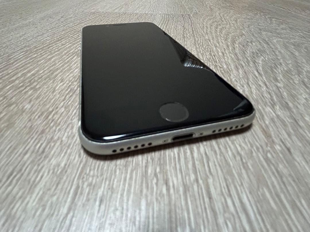 iphone SE 第2世代 64GB SIMフリー　ジャンク