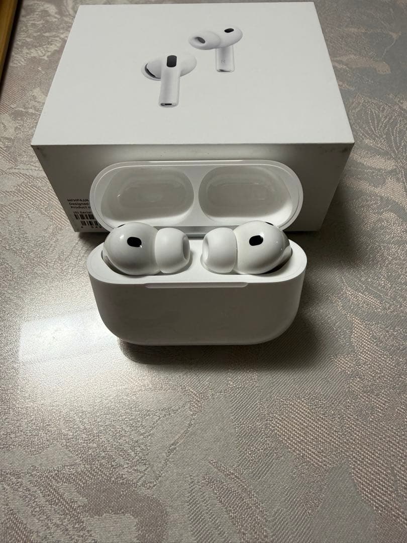 美品！AirPods Pro 3 充電ケース付き