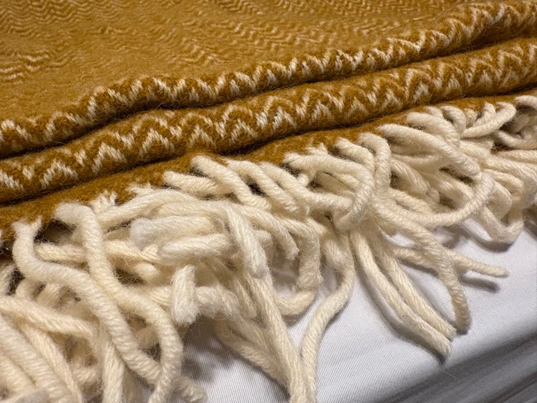 KLIPPAN ウールブランケット マスタード