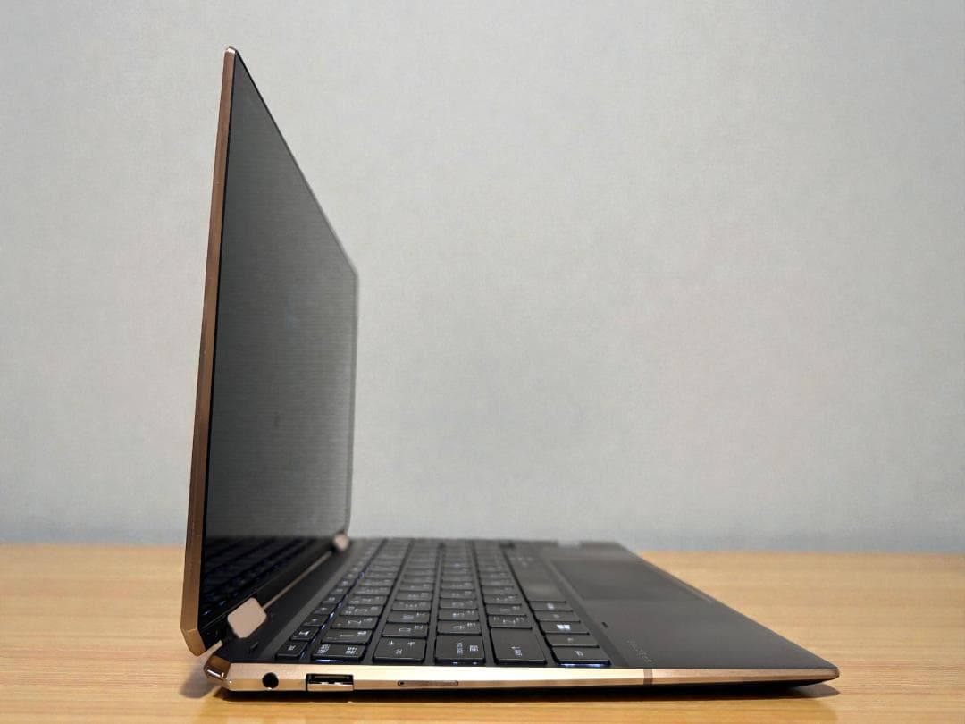 ⭐初回特価⭐高性能＆軽量⭐HP Spectre x360 13⭐