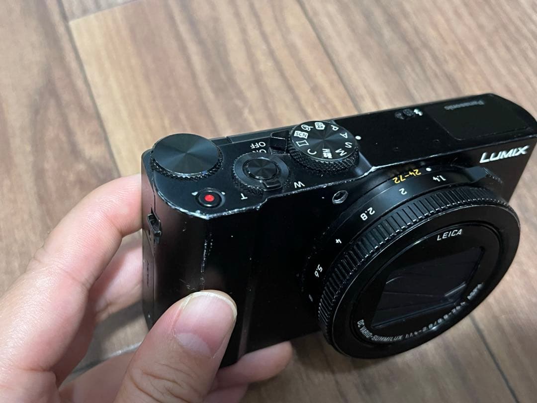 コンデジPanasonic LUMIX LX9