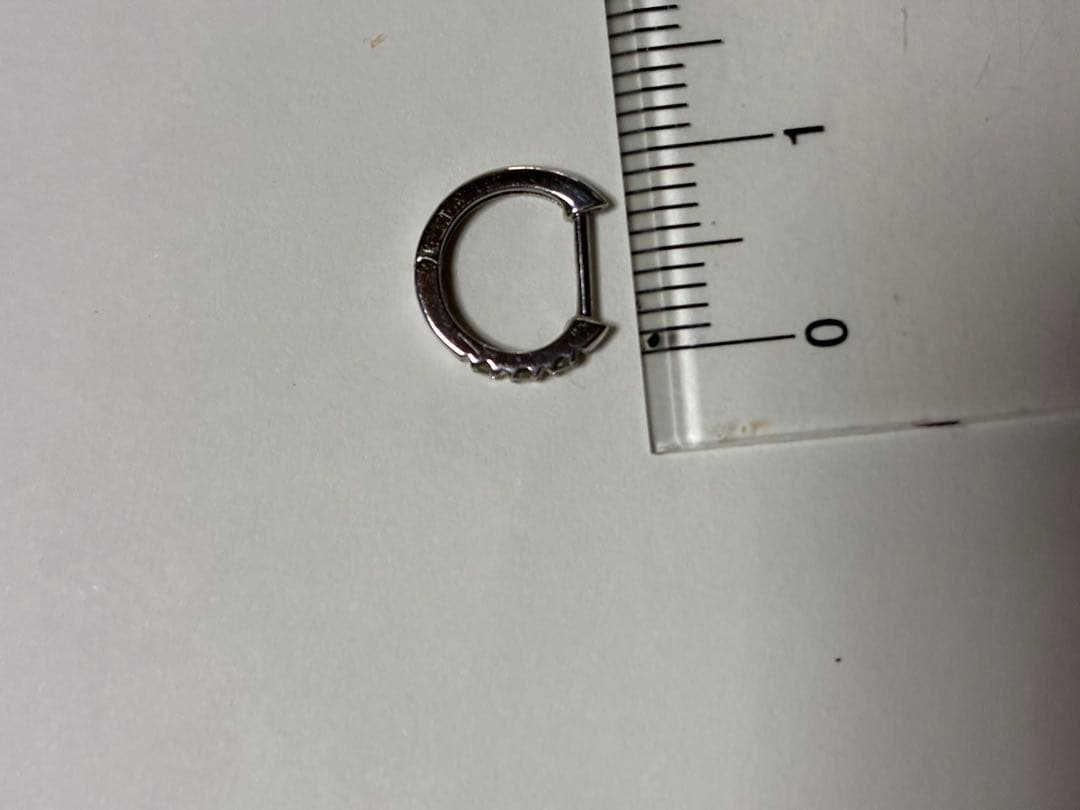 片耳用ピアス ストーンデザイン