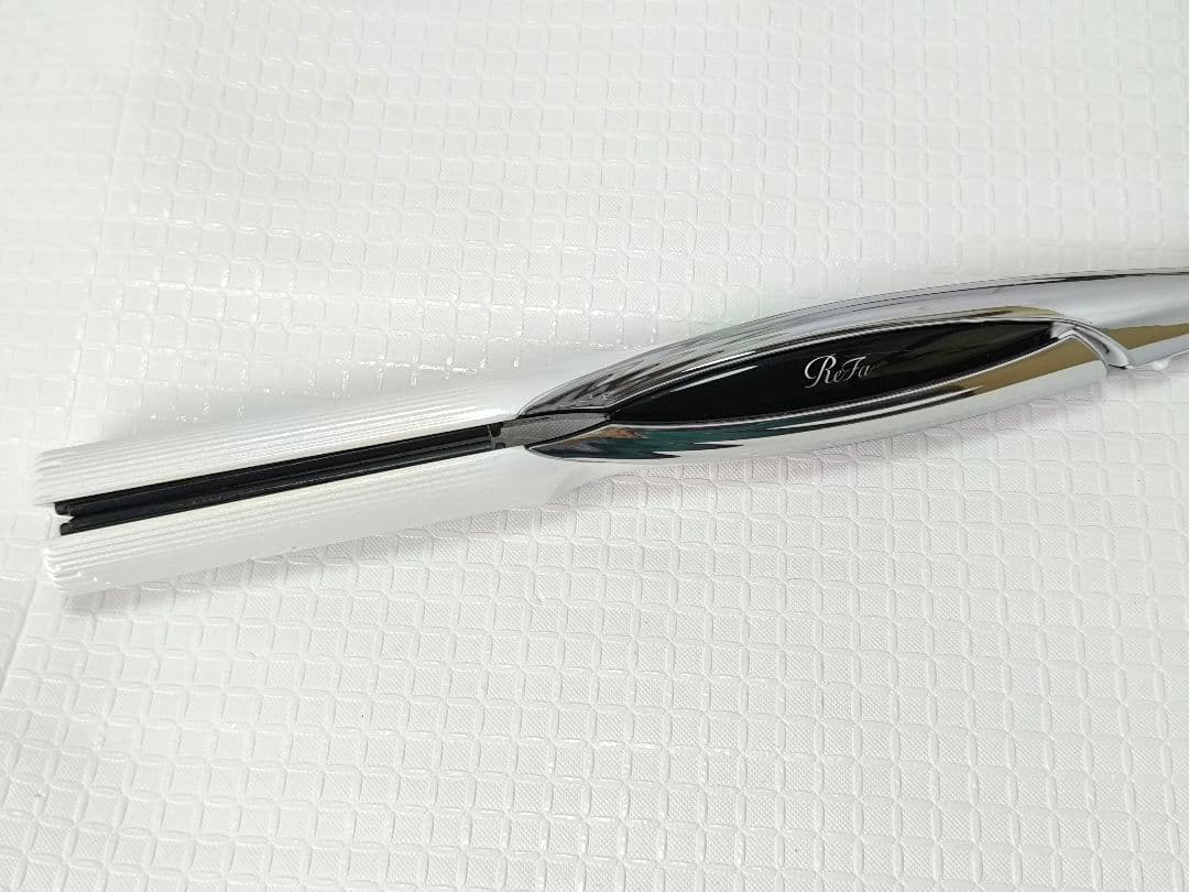 23年製 正規品　ReFaリファ ビューテック ストレートアイロン　2