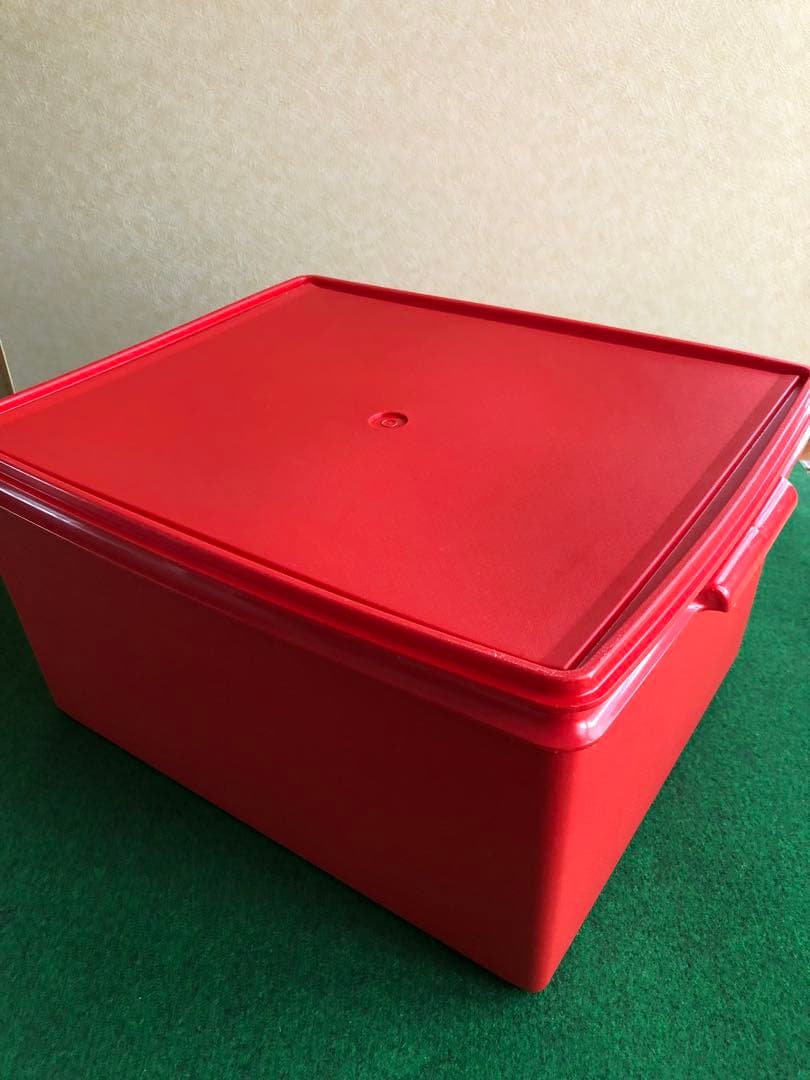 Tupperware ディープスーパーケース 赤