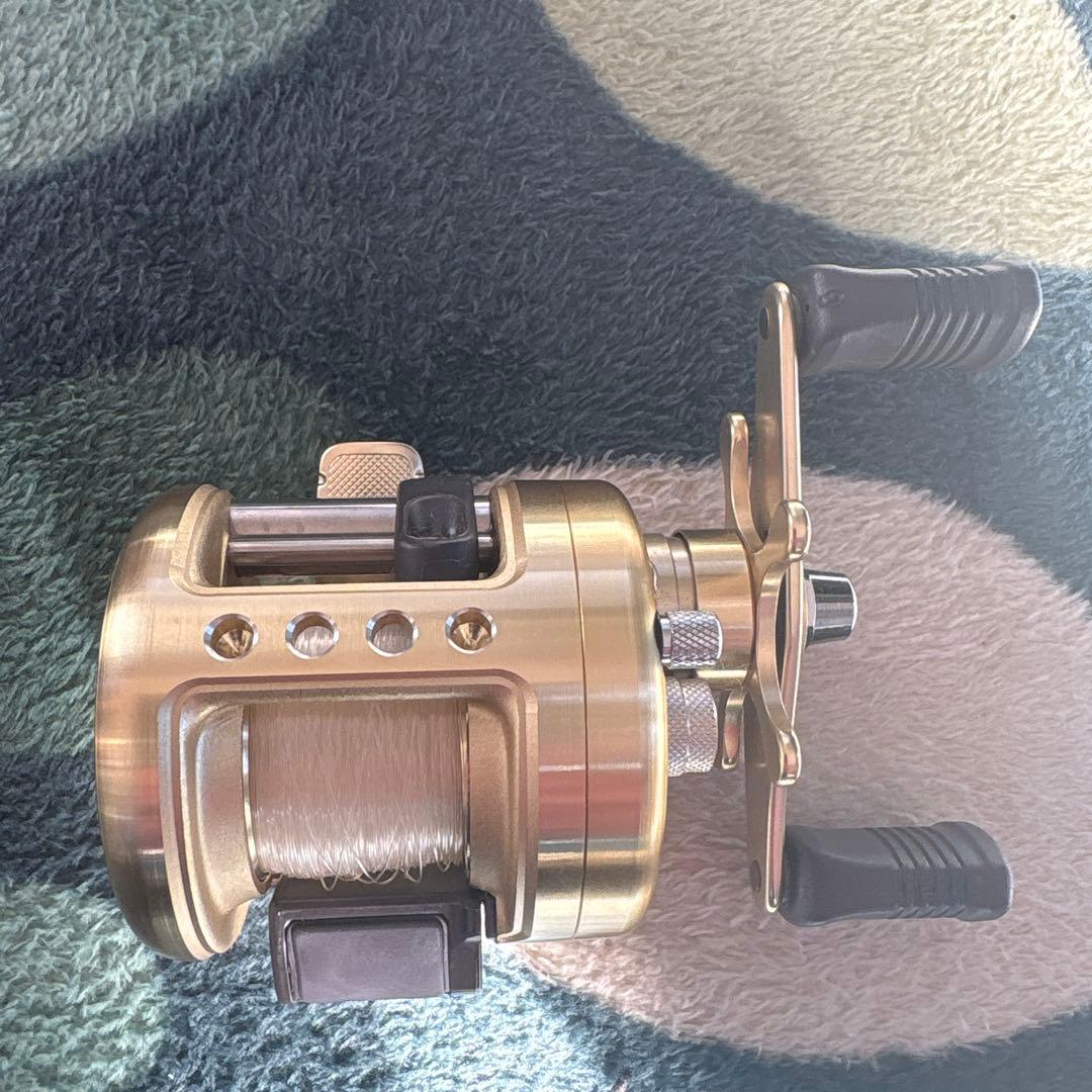 momocari @他サイトにも出品 CALCUTTA 50XT