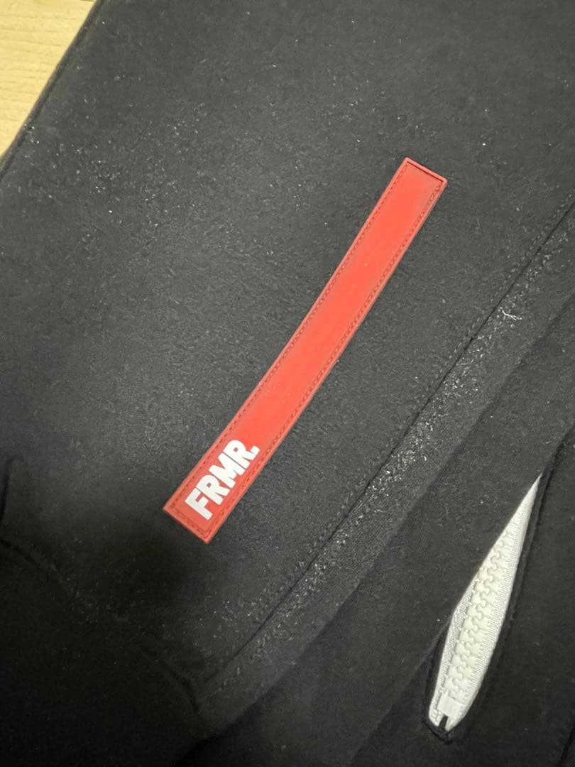 FRMR. フード付　ジャージ　セットアップ　ブラック　ゴルフ　ウェア