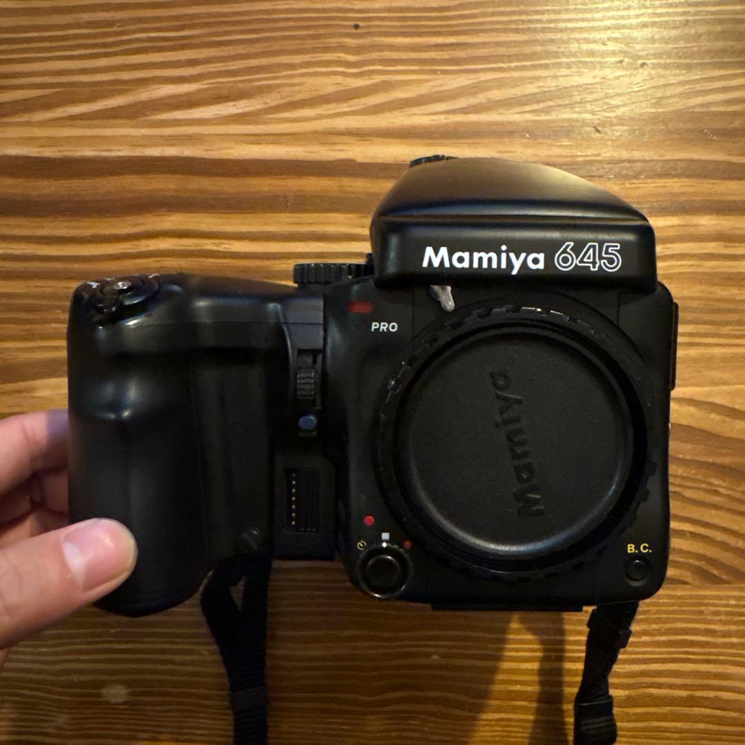 MAMIYA 645 Pro フルセット — プロ仕様 中判フィルムカメラ